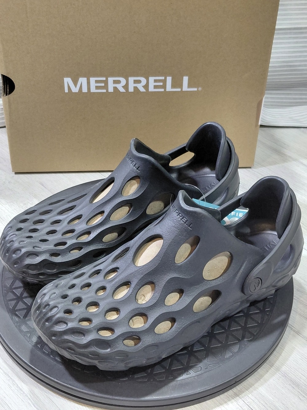 NEW Merrell Womens Hydro Moc Slip-On Water Shoe Performance Foam Black Size W8